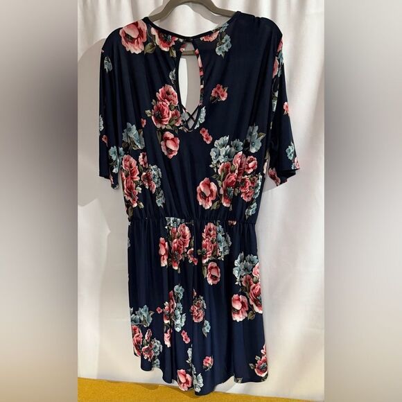 Charlotte Russe Floral Romper Y2K, Size 3X - Picture 4 of 4